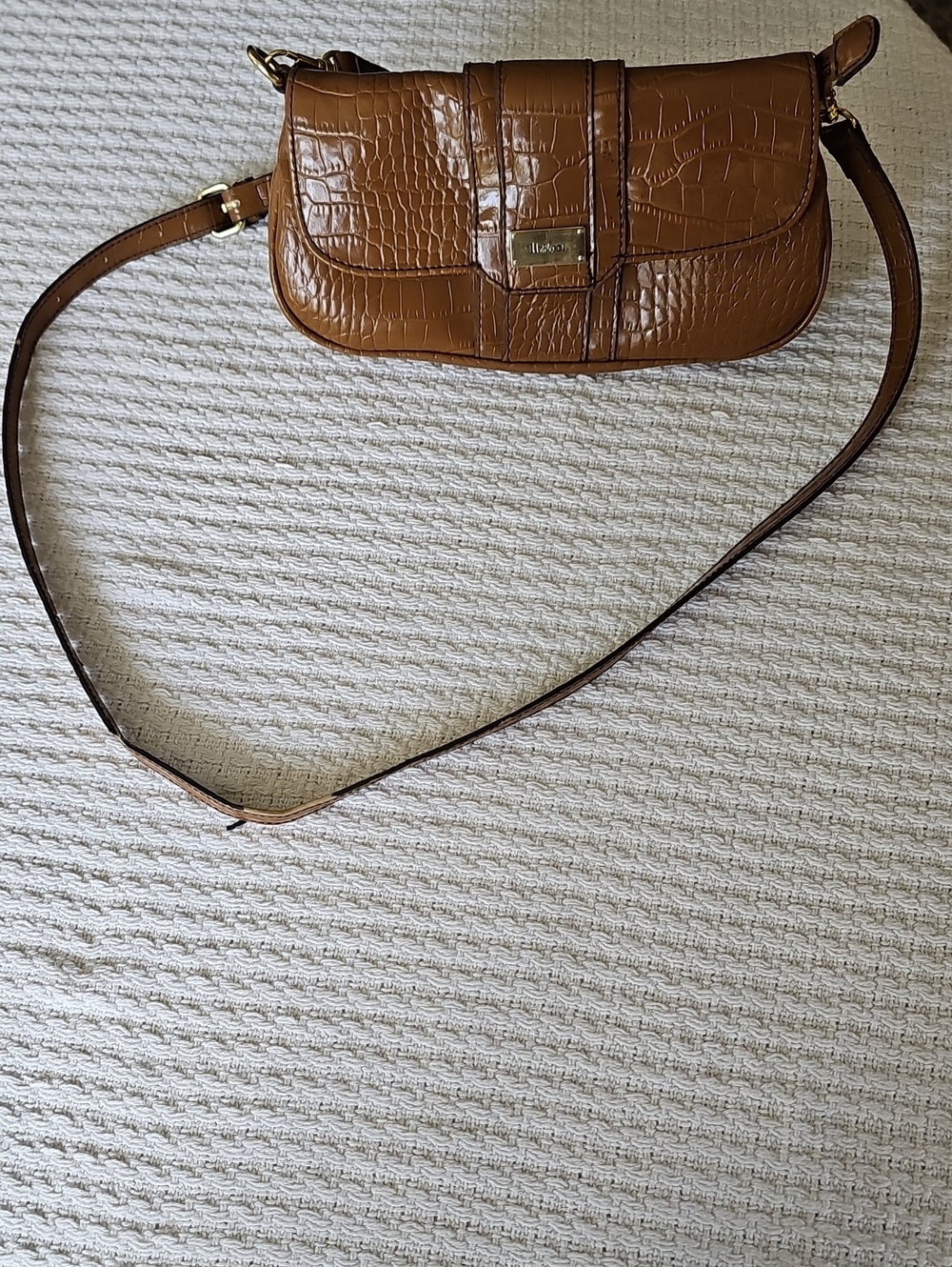 Croc-Embossed Shoulder Bag - Brown